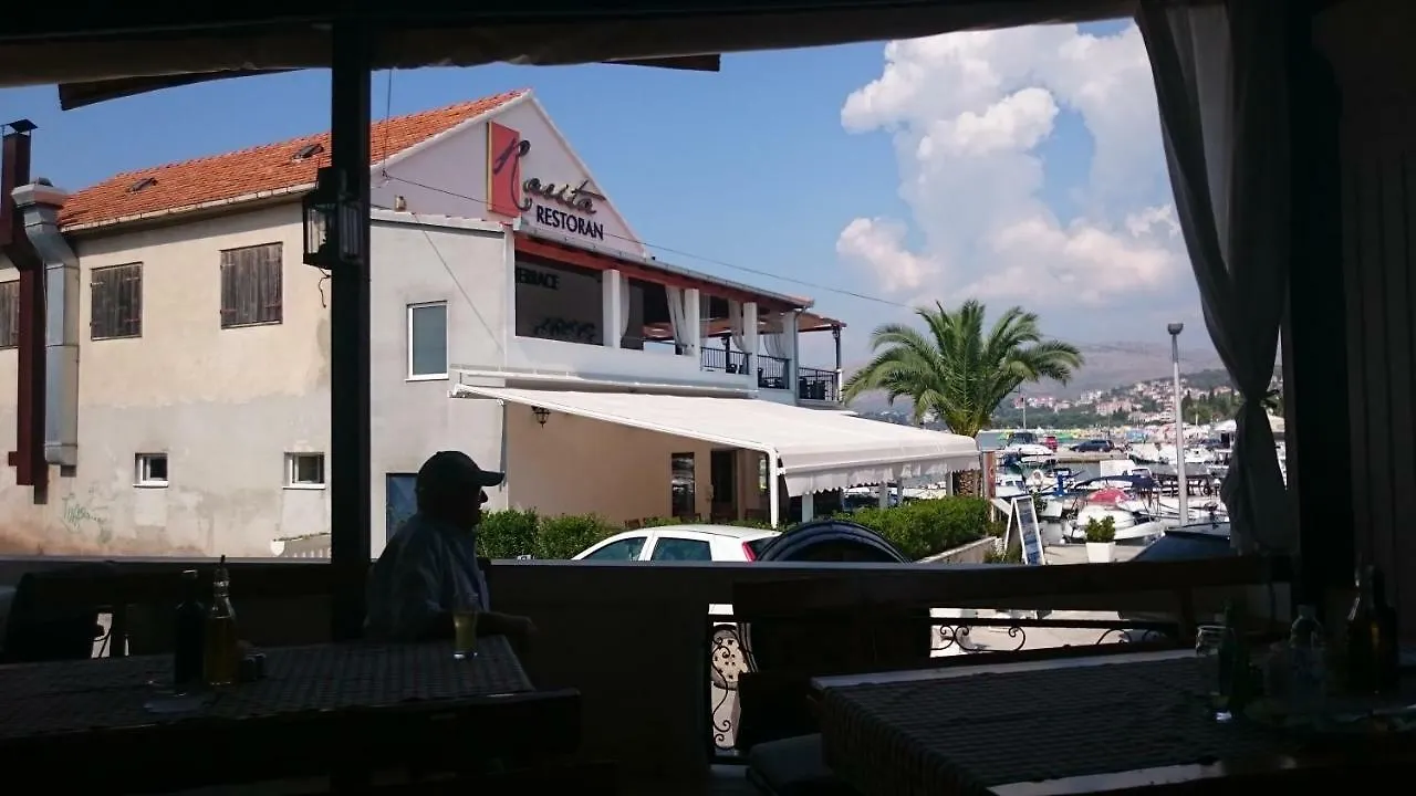 Villa Limun Trogir 0*,